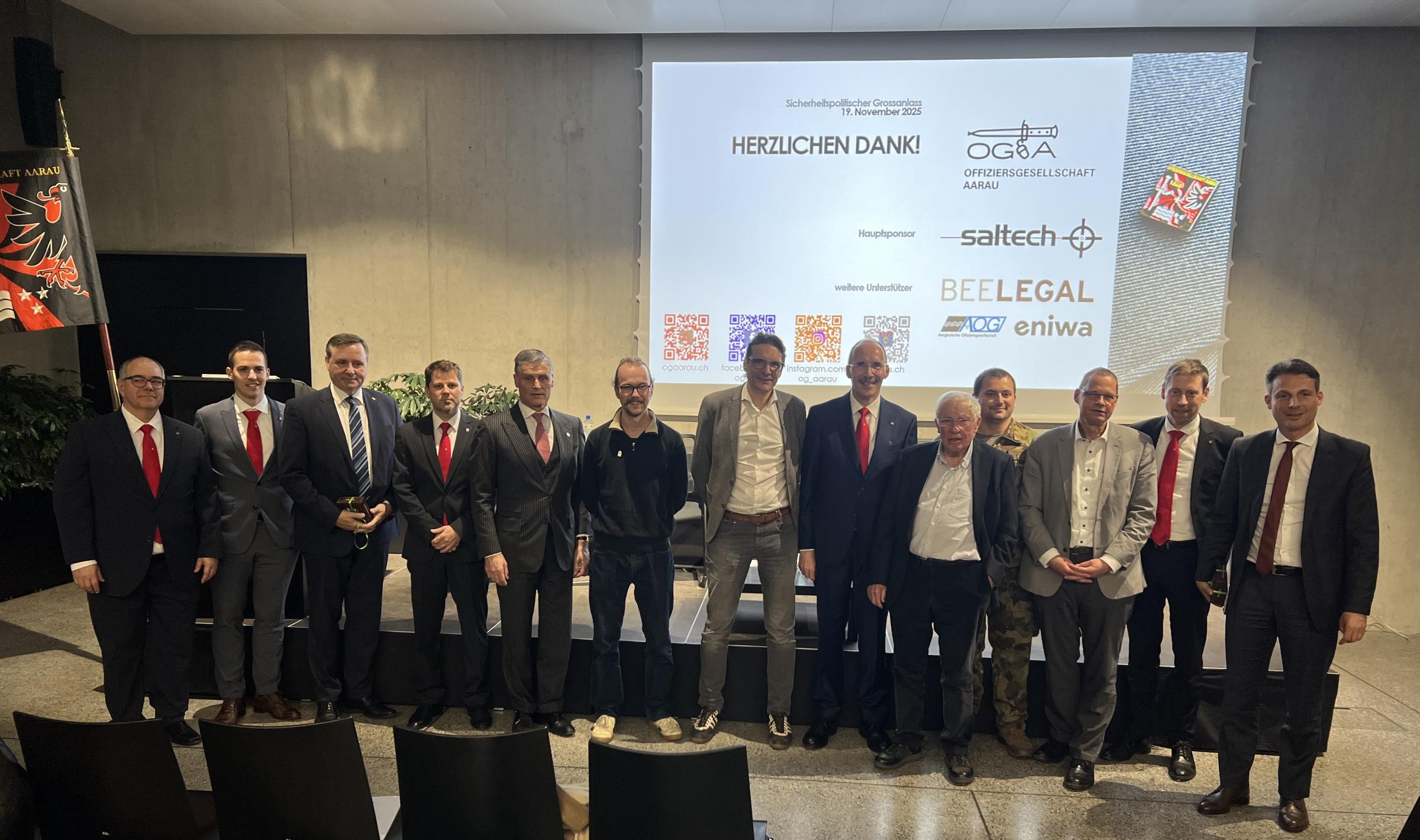 Gruppenfoto aller Teilnehmer und des Vorstandes der OG Aarau.